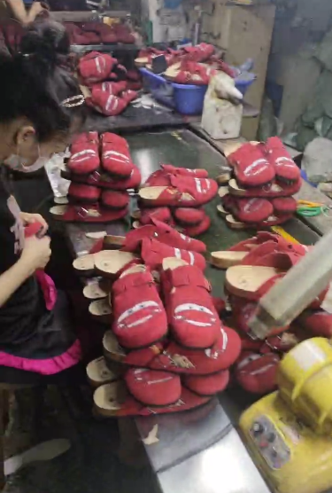 MCQUEEN CLOGS