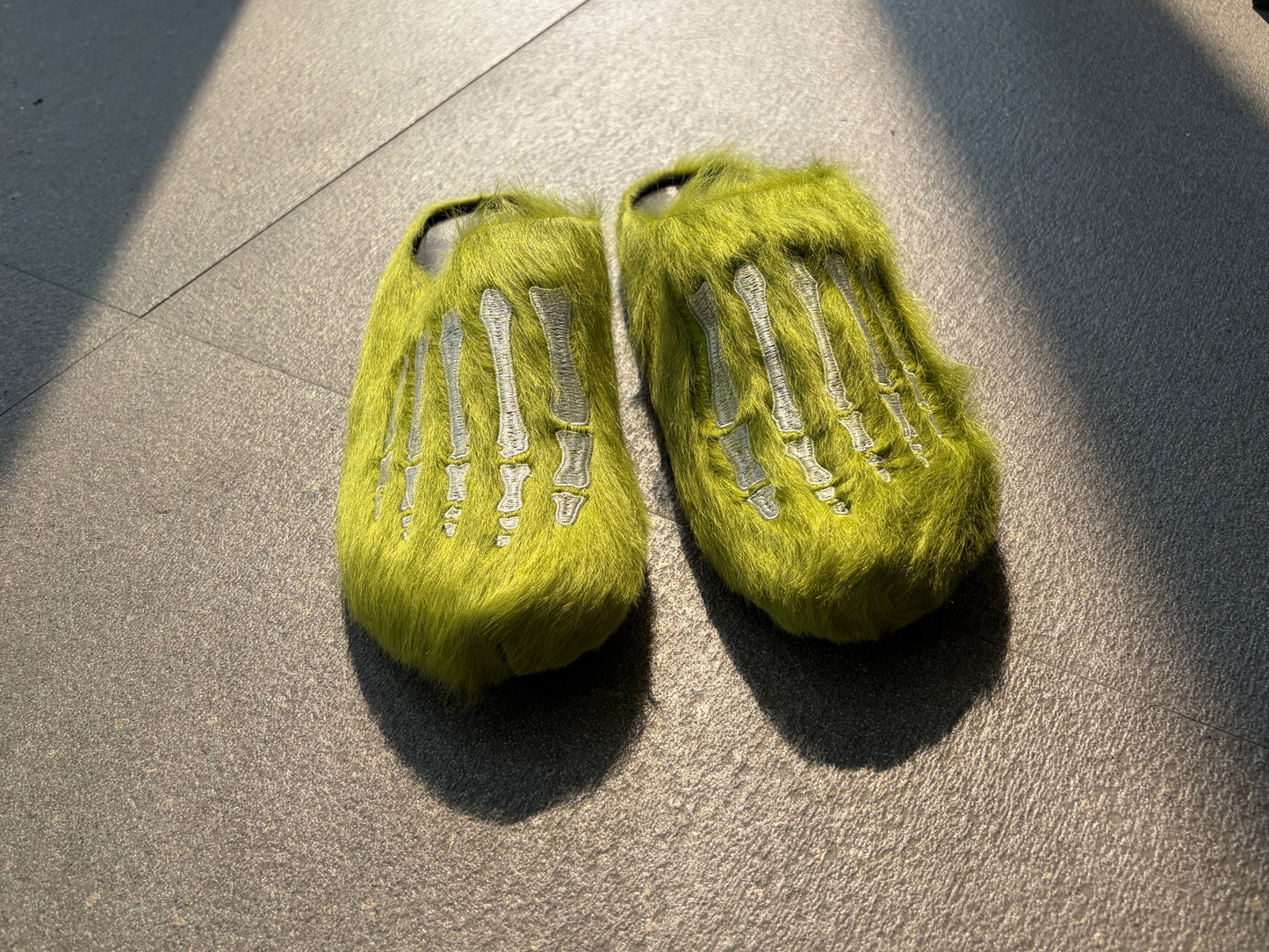 Fuzzy Skeleton Claw Slippers for Men Women | Gothic Y2K Plush Slides | Customizable OEM
